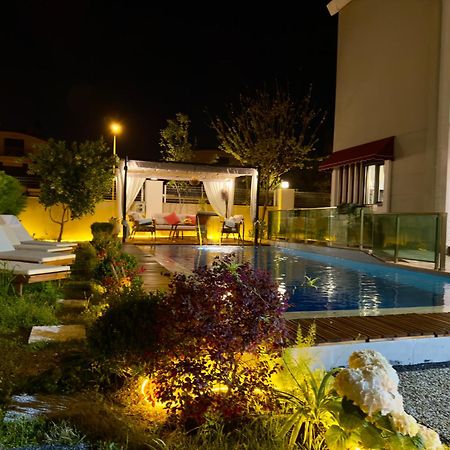 Villa Annabell1 With Swimming Pool And Jacuzzi, 3 Floors 베렉 외부 사진