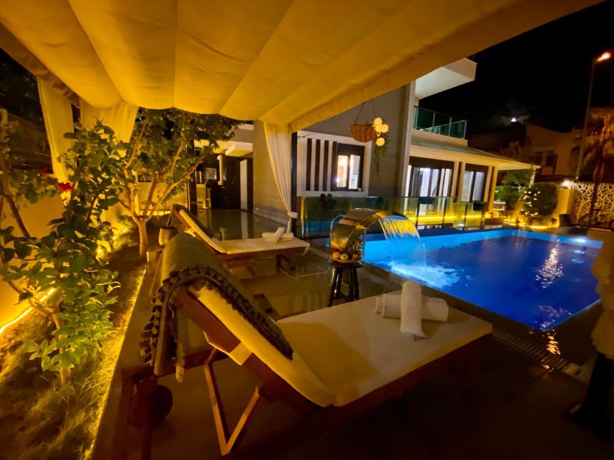 Villa Annabell1 With Swimming Pool And Jacuzzi, 3 Floors 베렉 외부 사진