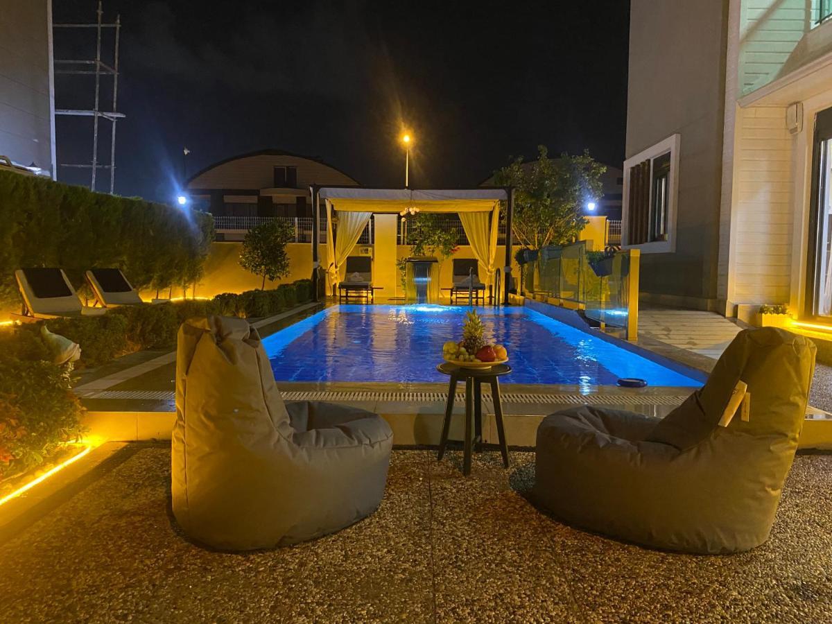 Villa Annabell1 With Swimming Pool And Jacuzzi, 3 Floors 베렉 외부 사진