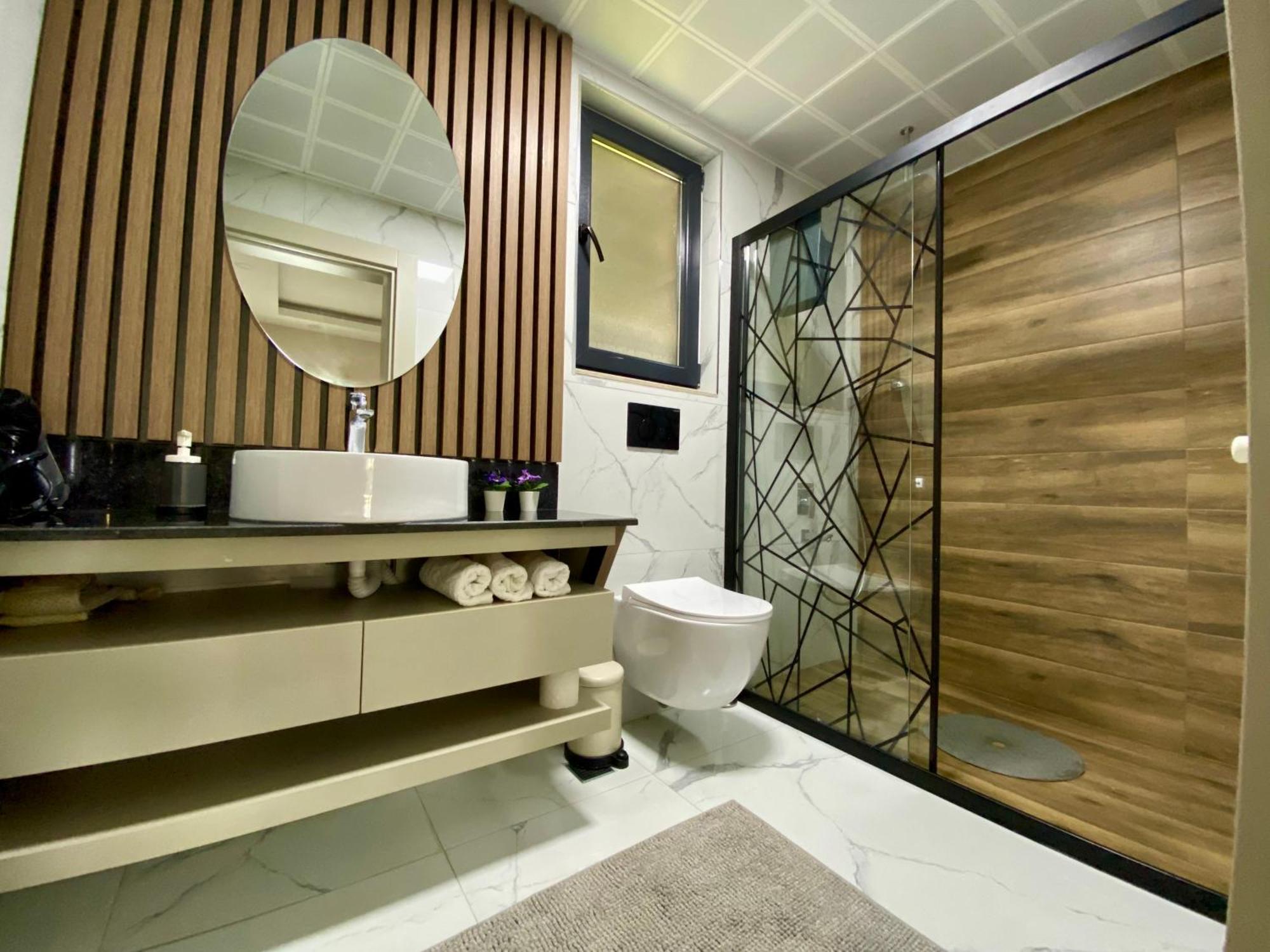 Villa Annabell1 With Swimming Pool And Jacuzzi, 3 Floors 베렉 외부 사진