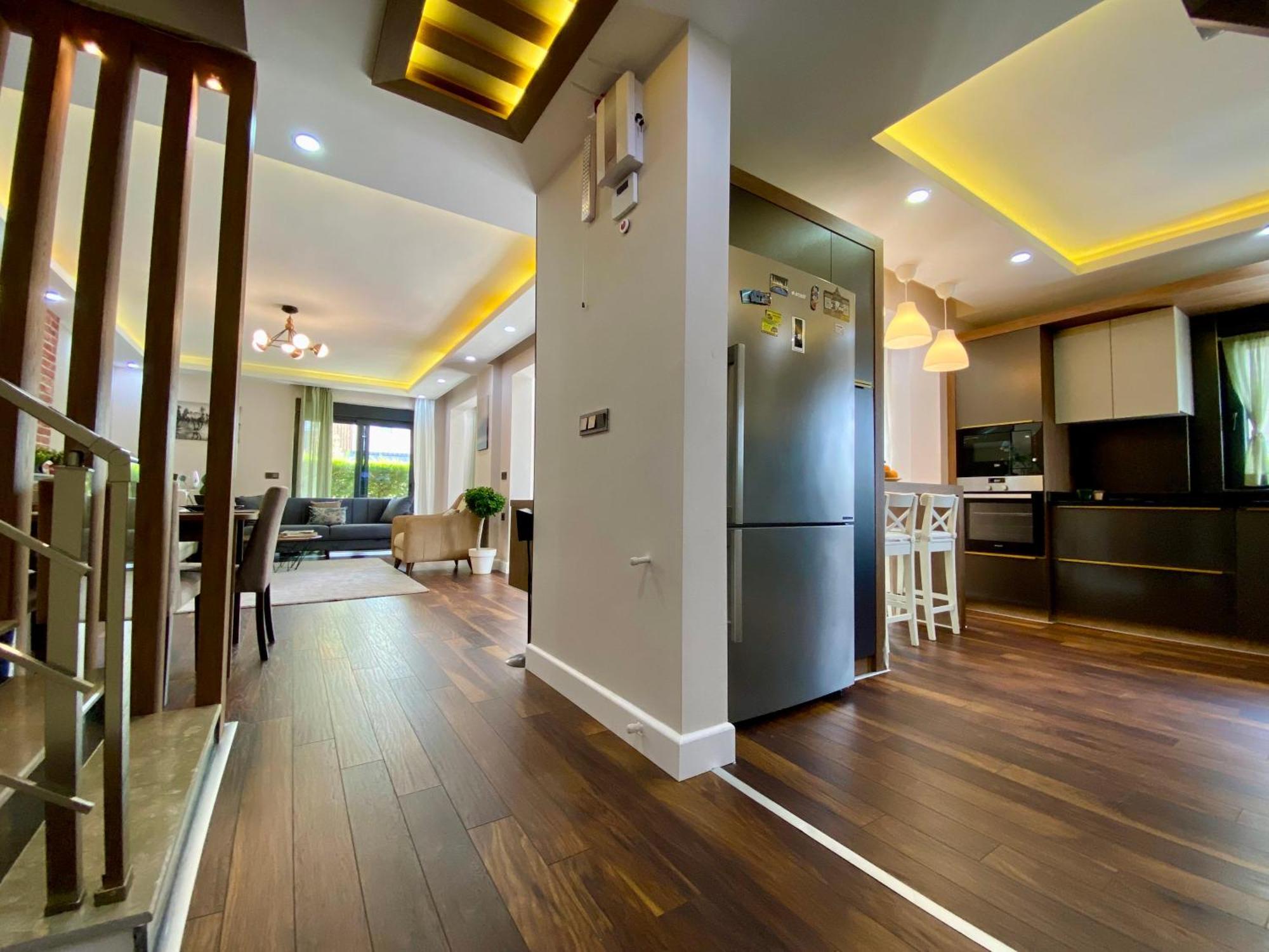 Villa Annabell1 With Swimming Pool And Jacuzzi, 3 Floors 베렉 외부 사진