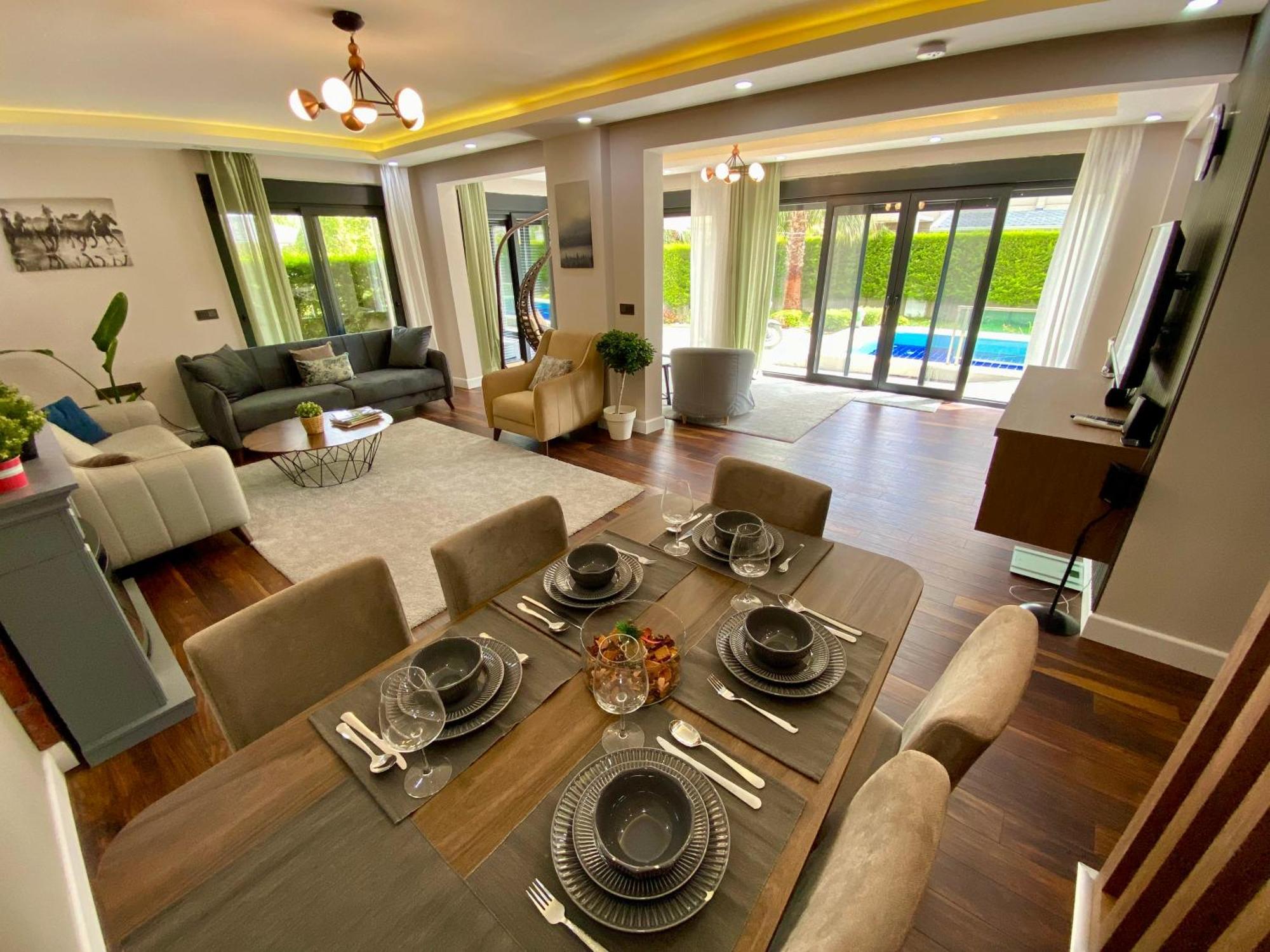 Villa Annabell1 With Swimming Pool And Jacuzzi, 3 Floors 베렉 외부 사진