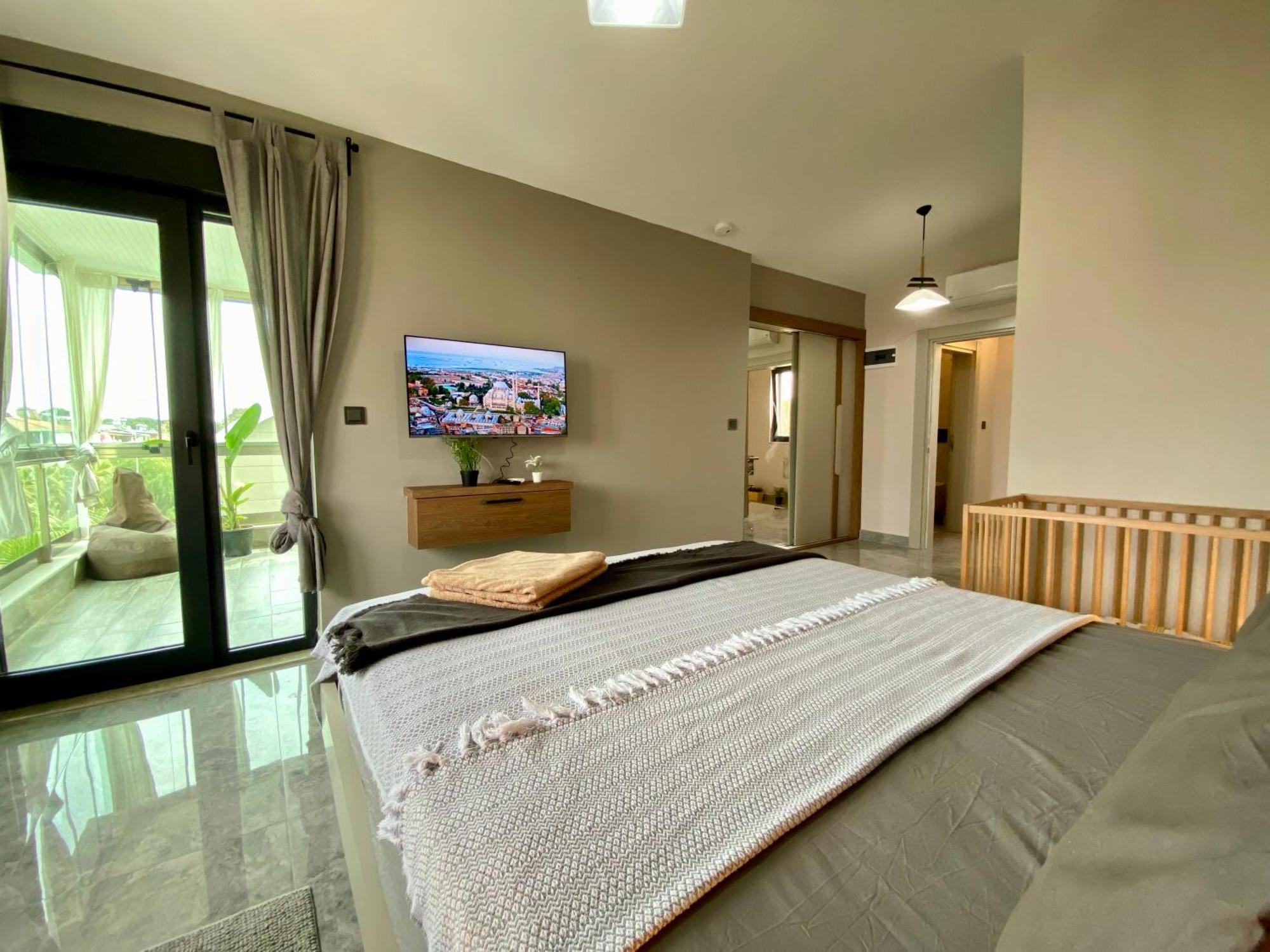 Villa Annabell1 With Swimming Pool And Jacuzzi, 3 Floors 베렉 외부 사진