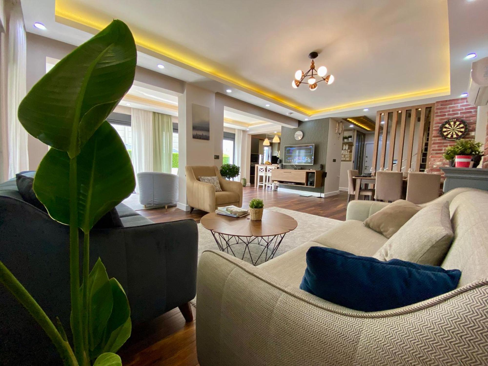 Villa Annabell1 With Swimming Pool And Jacuzzi, 3 Floors 베렉 외부 사진