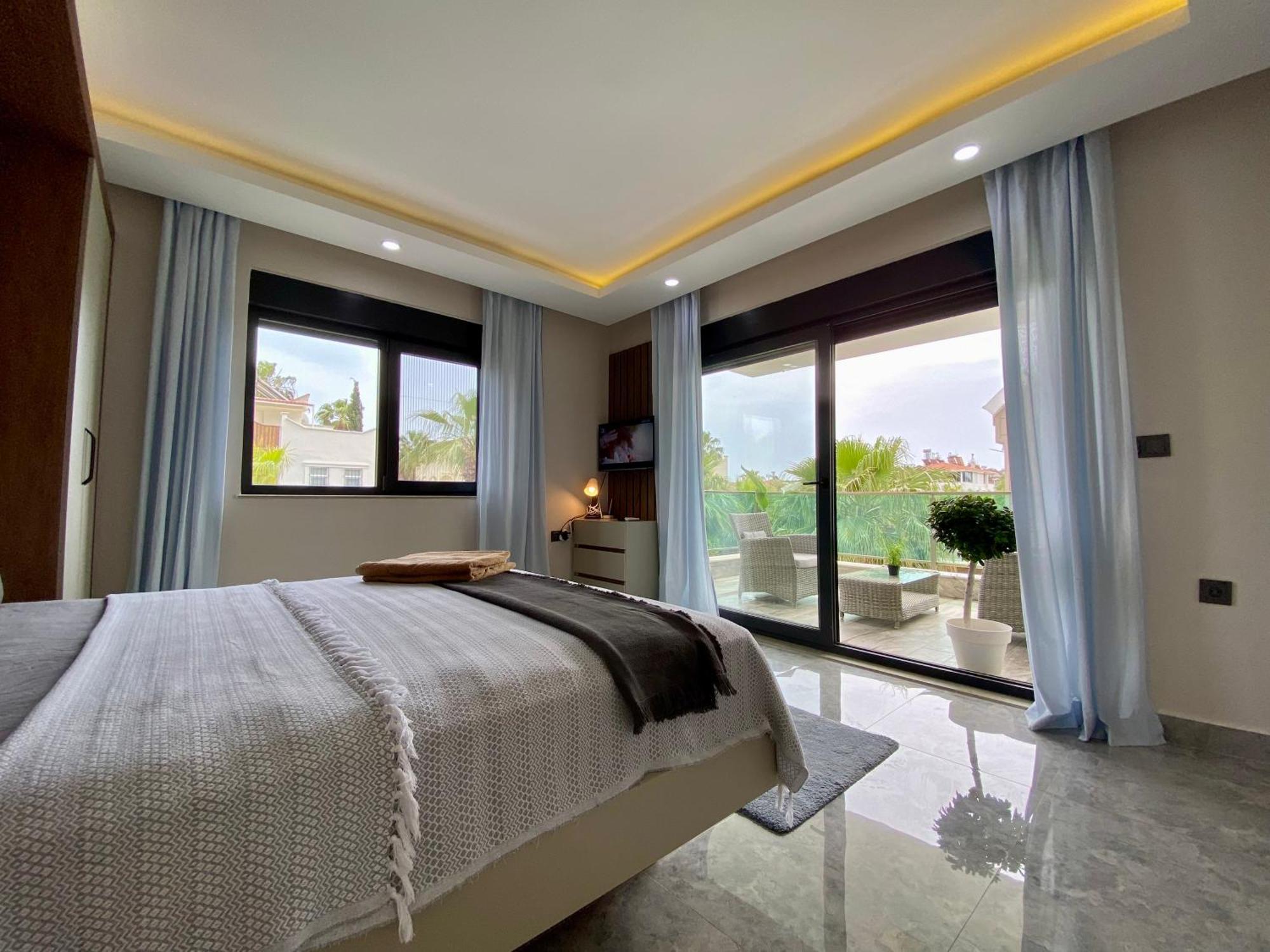Villa Annabell1 With Swimming Pool And Jacuzzi, 3 Floors 베렉 외부 사진