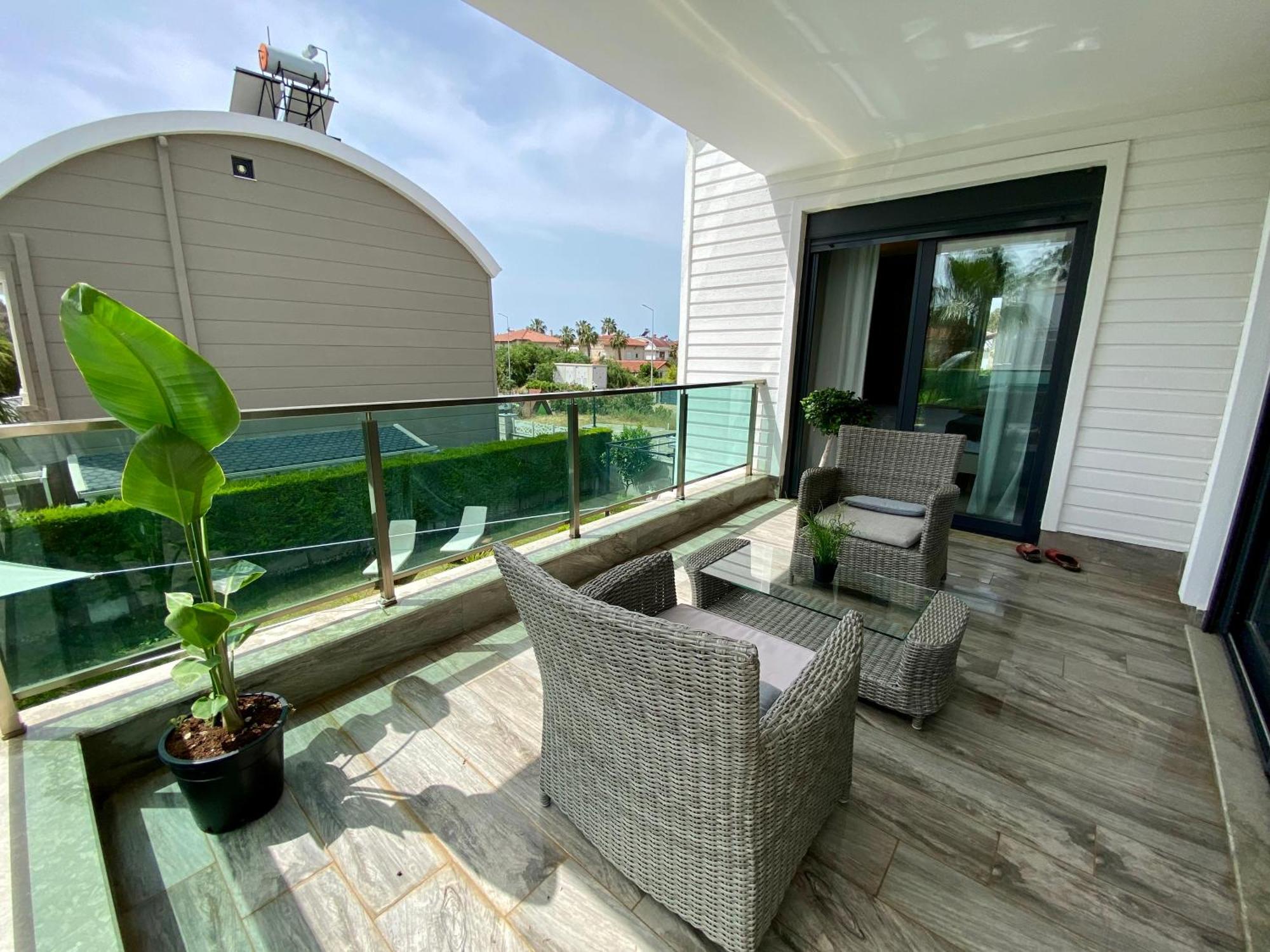 Villa Annabell1 With Swimming Pool And Jacuzzi, 3 Floors 베렉 외부 사진