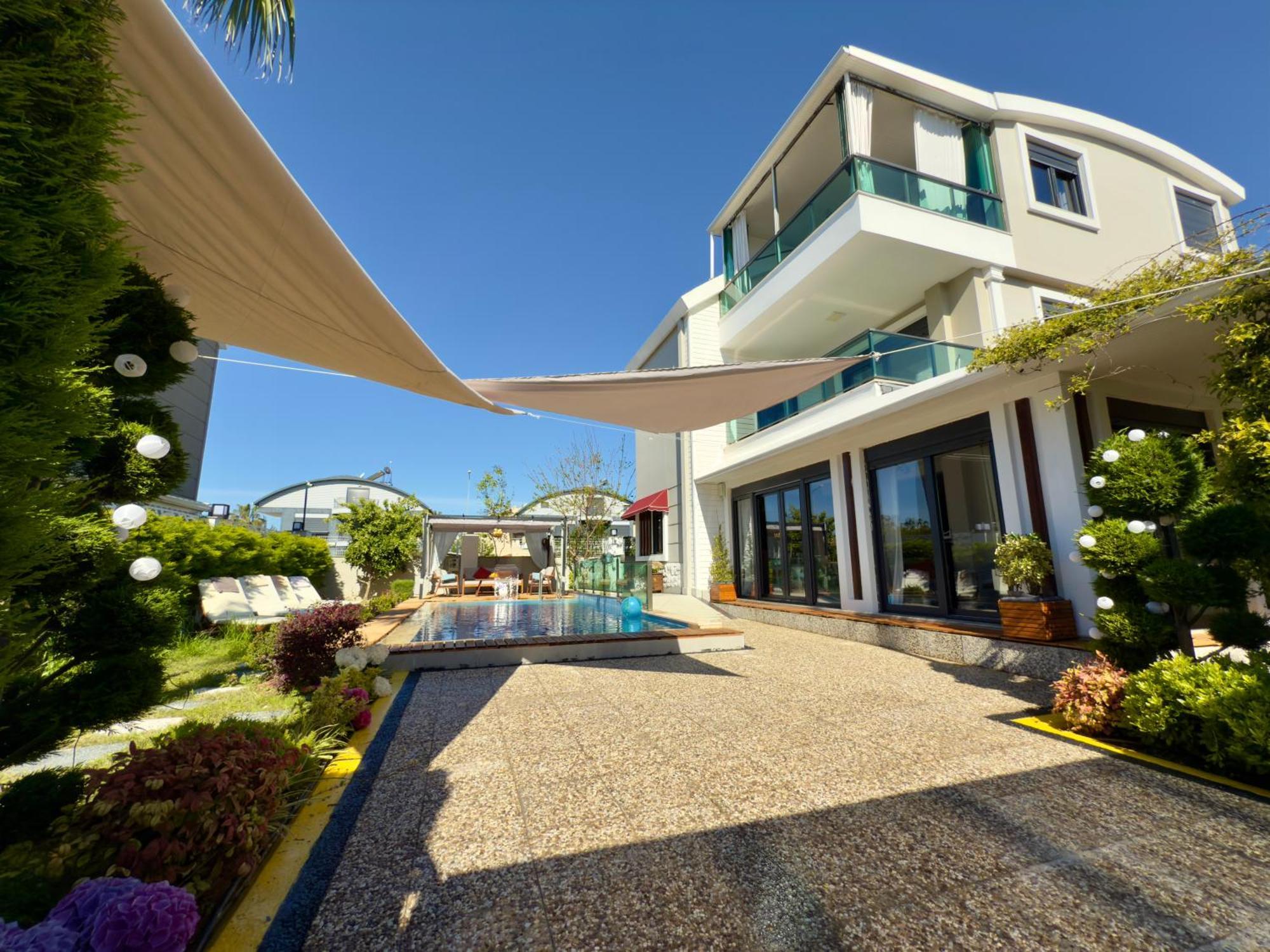 Villa Annabell1 With Swimming Pool And Jacuzzi, 3 Floors 베렉 외부 사진