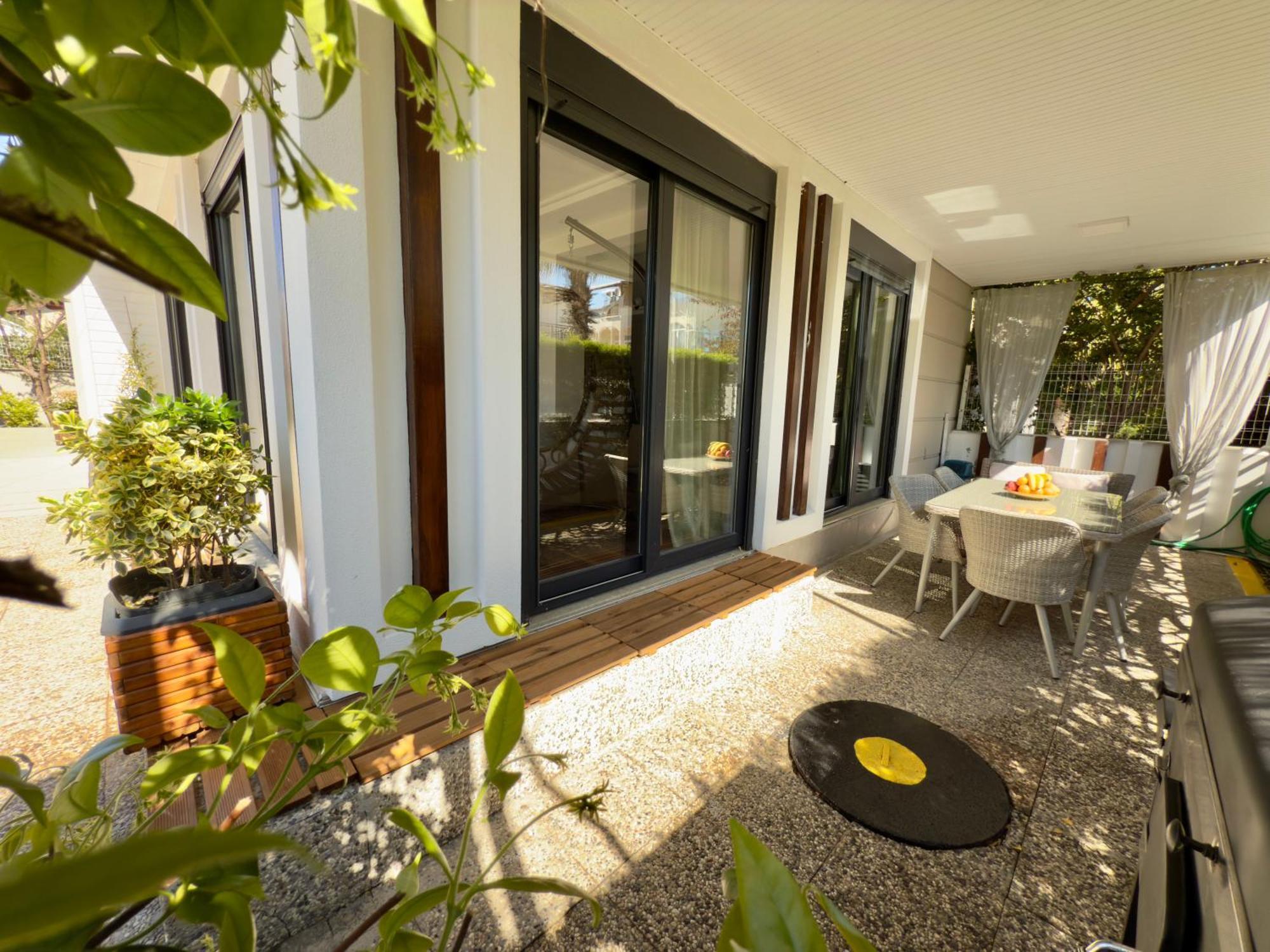 Villa Annabell1 With Swimming Pool And Jacuzzi, 3 Floors 베렉 외부 사진