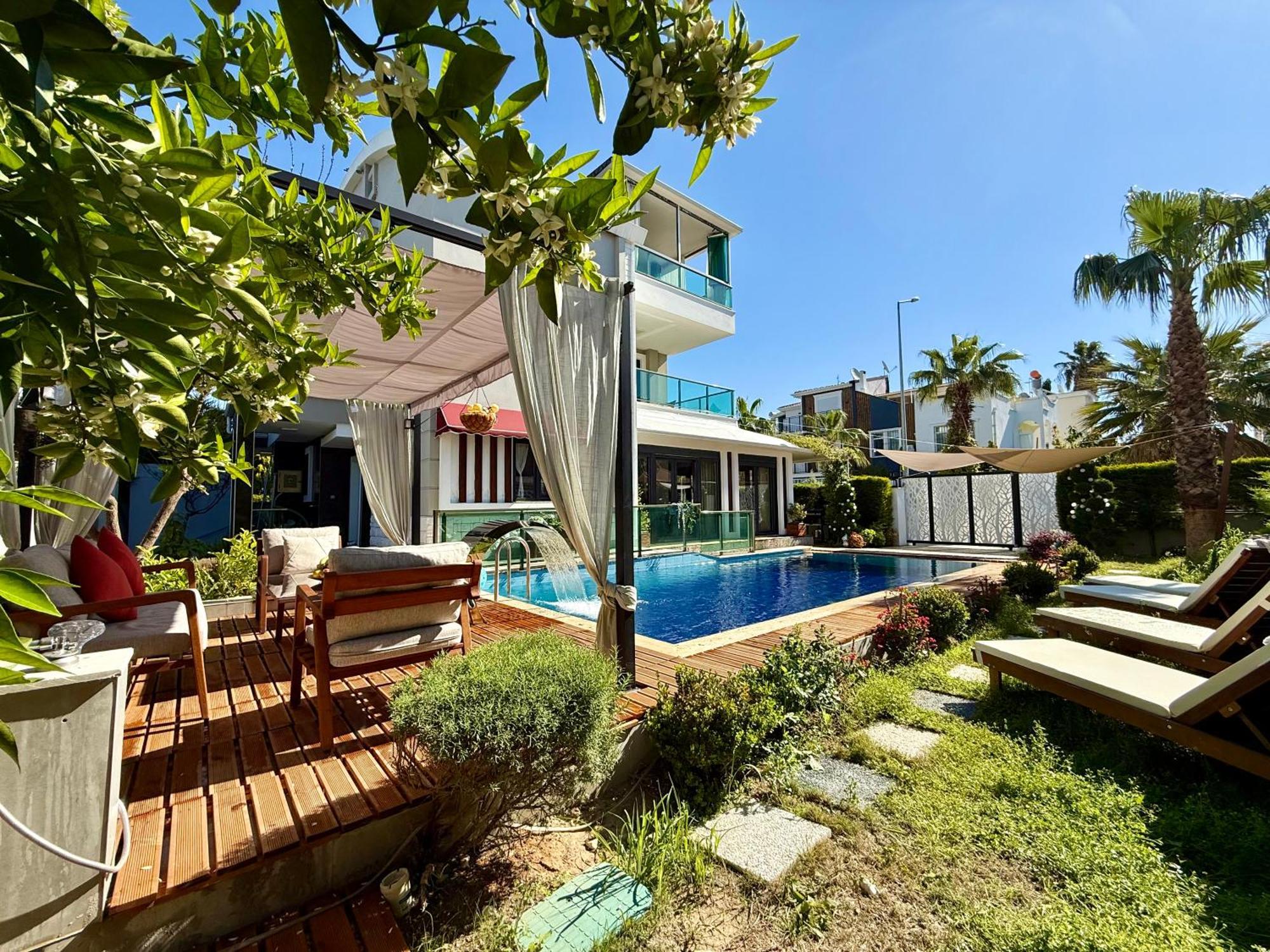 Villa Annabell1 With Swimming Pool And Jacuzzi, 3 Floors 베렉 외부 사진